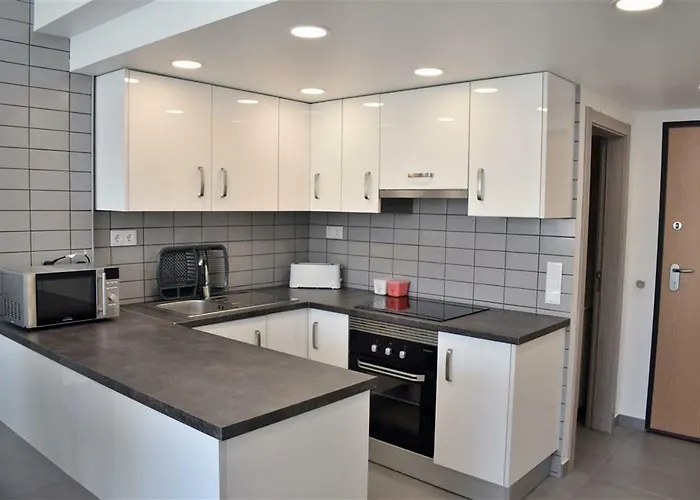 Rua Jose Afonso Αλμπουφέιρα